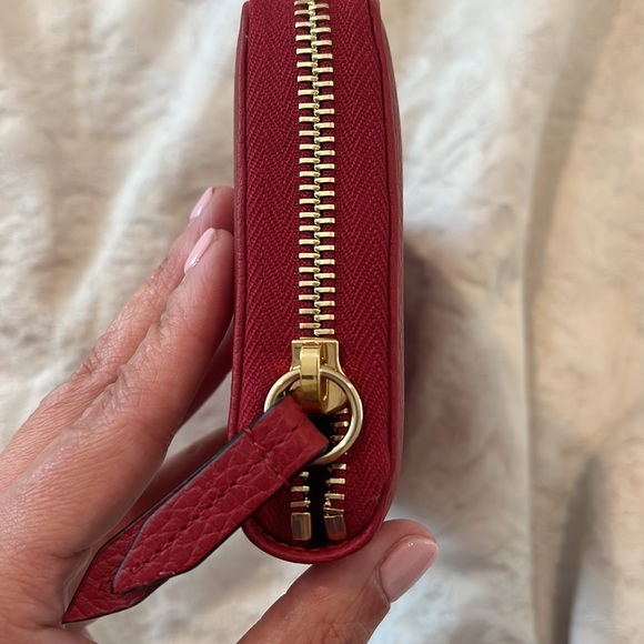 Authentic Gucci wallet - Picture 3 of 10